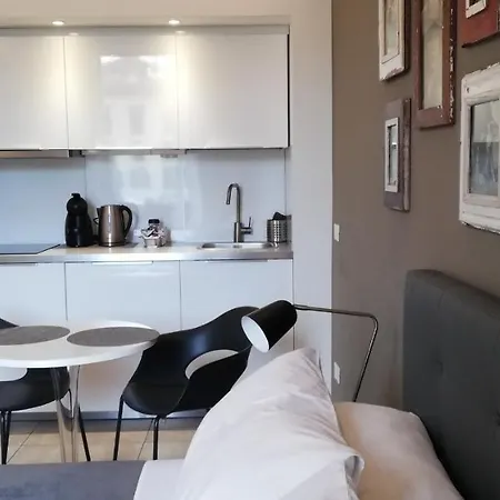 Fashion House Elvira 1 * ברגמו